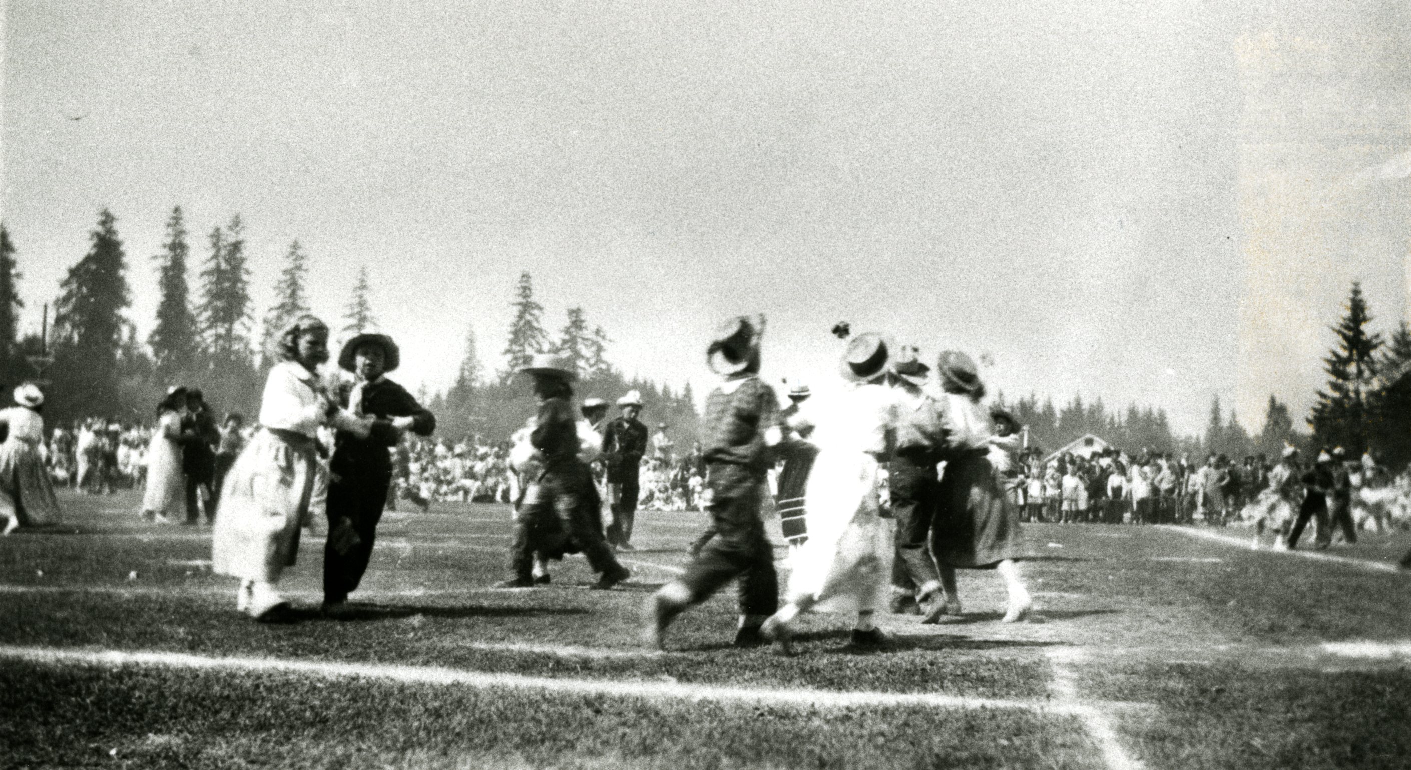 Children Dancing at the May Day Celebrations at Blue Mountain Park, 1940s (JPG) Opens in new window